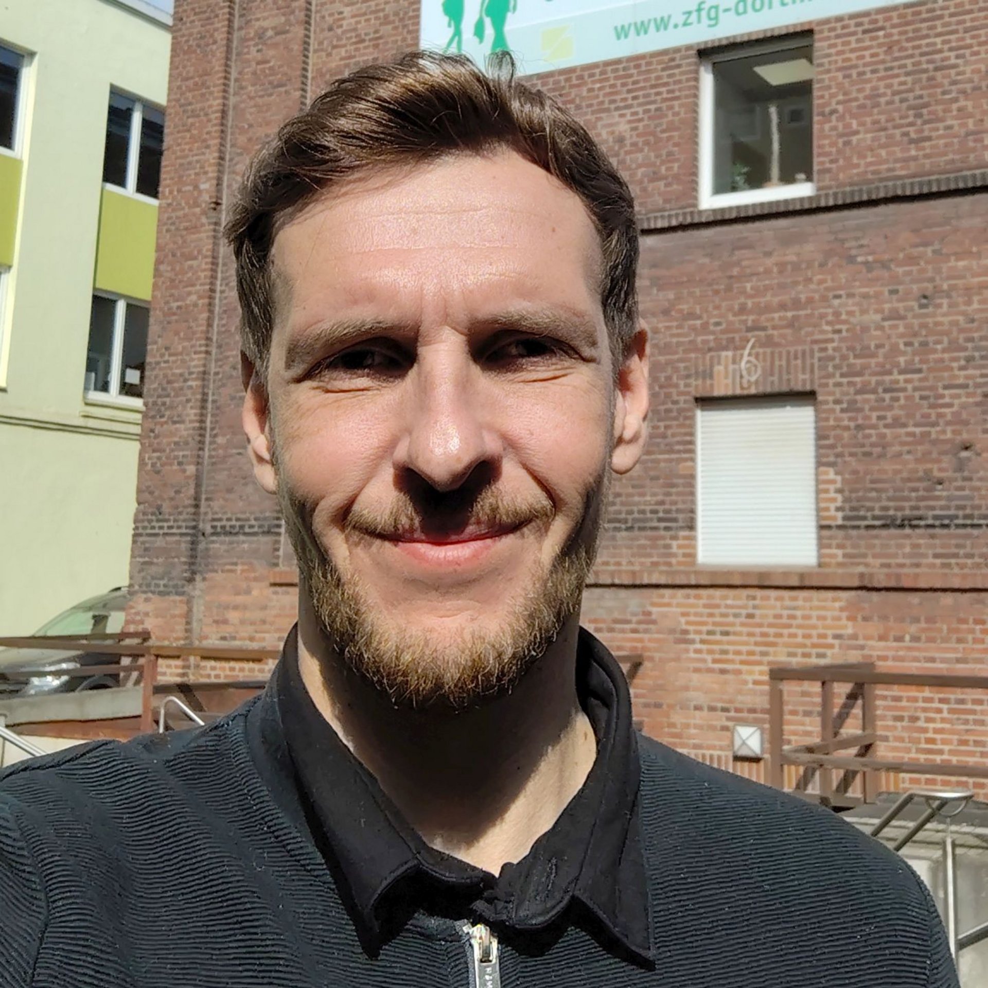 Herr Daniel Hamacher